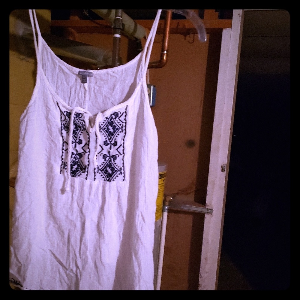 Medium Size White Charlotte Russe Tank Top
